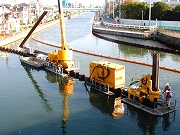 護岸整備工事（東京都、広幅型鋼矢板）
