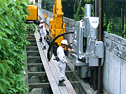 水路改修工事（福岡県、ゼロ矢板600ピッチ）