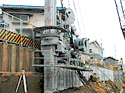 街路擁壁築造工事（東京都、PC壁体 □700×700）
